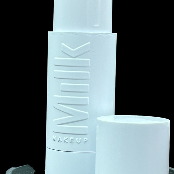 Milk Makeup Flex Foundation Stick  Medium Coverage Natural Look Blendable - Picture 8 of 12